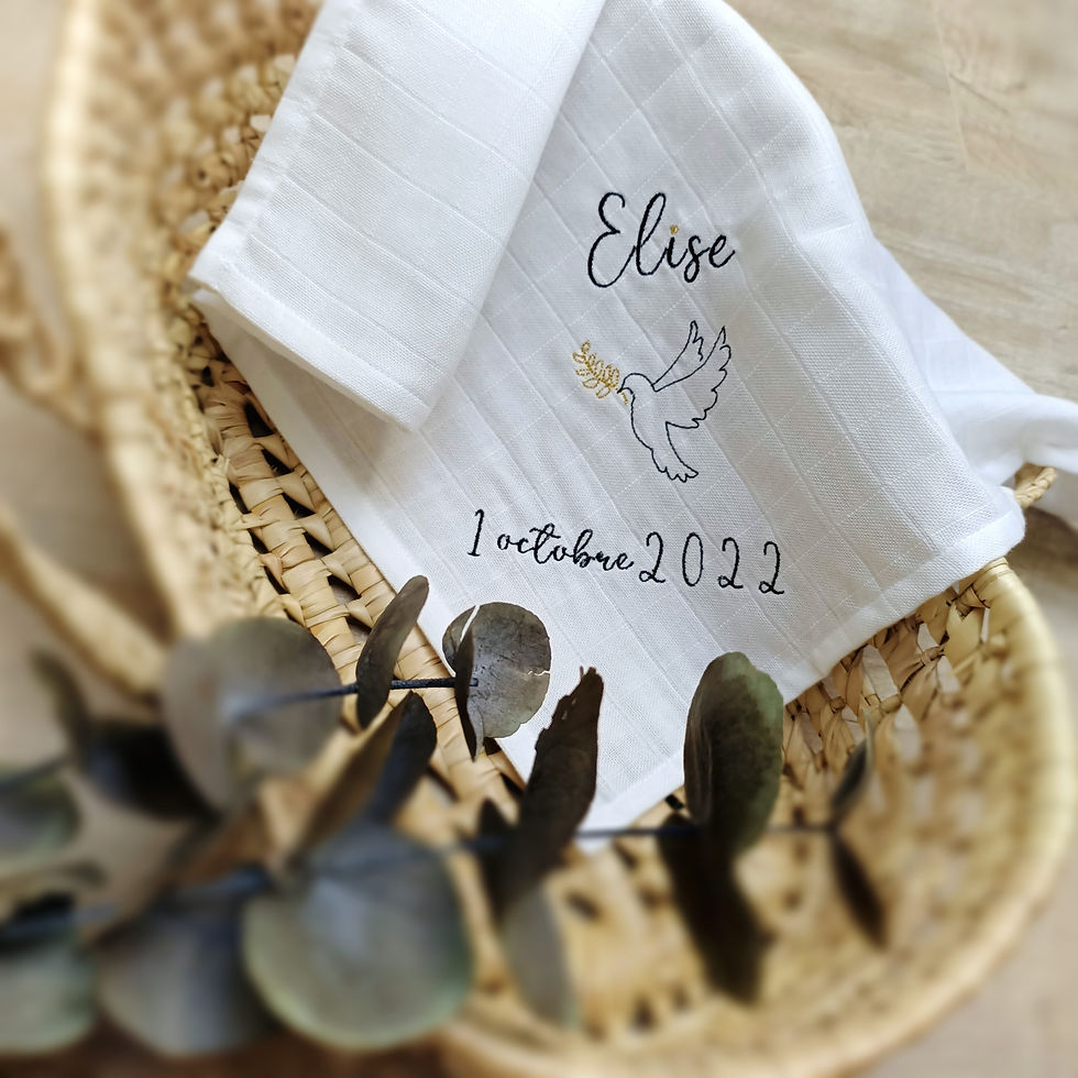 Miniature : Linge de baptême modèle "Elise" 