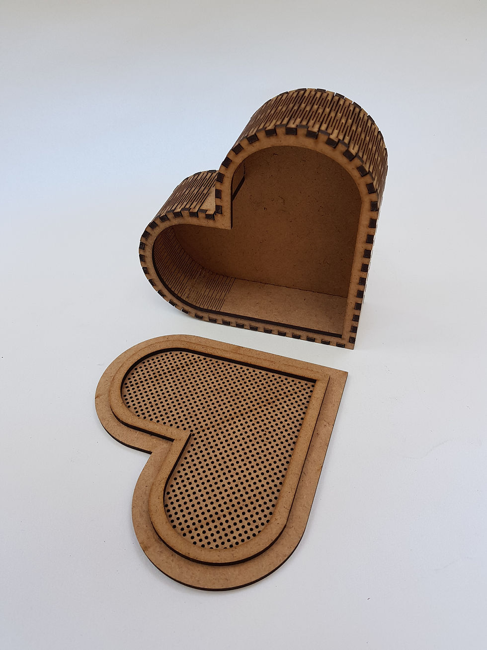 Caja Corazón/ Tapa Bordado