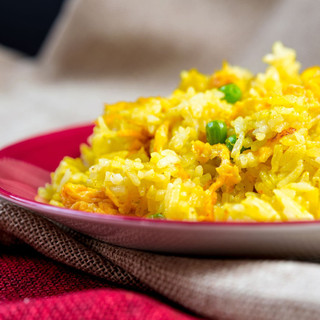 Thaiyellowfriedrice-GettyImages-700831953-5a620df97d4be800369de4f9.jpeg