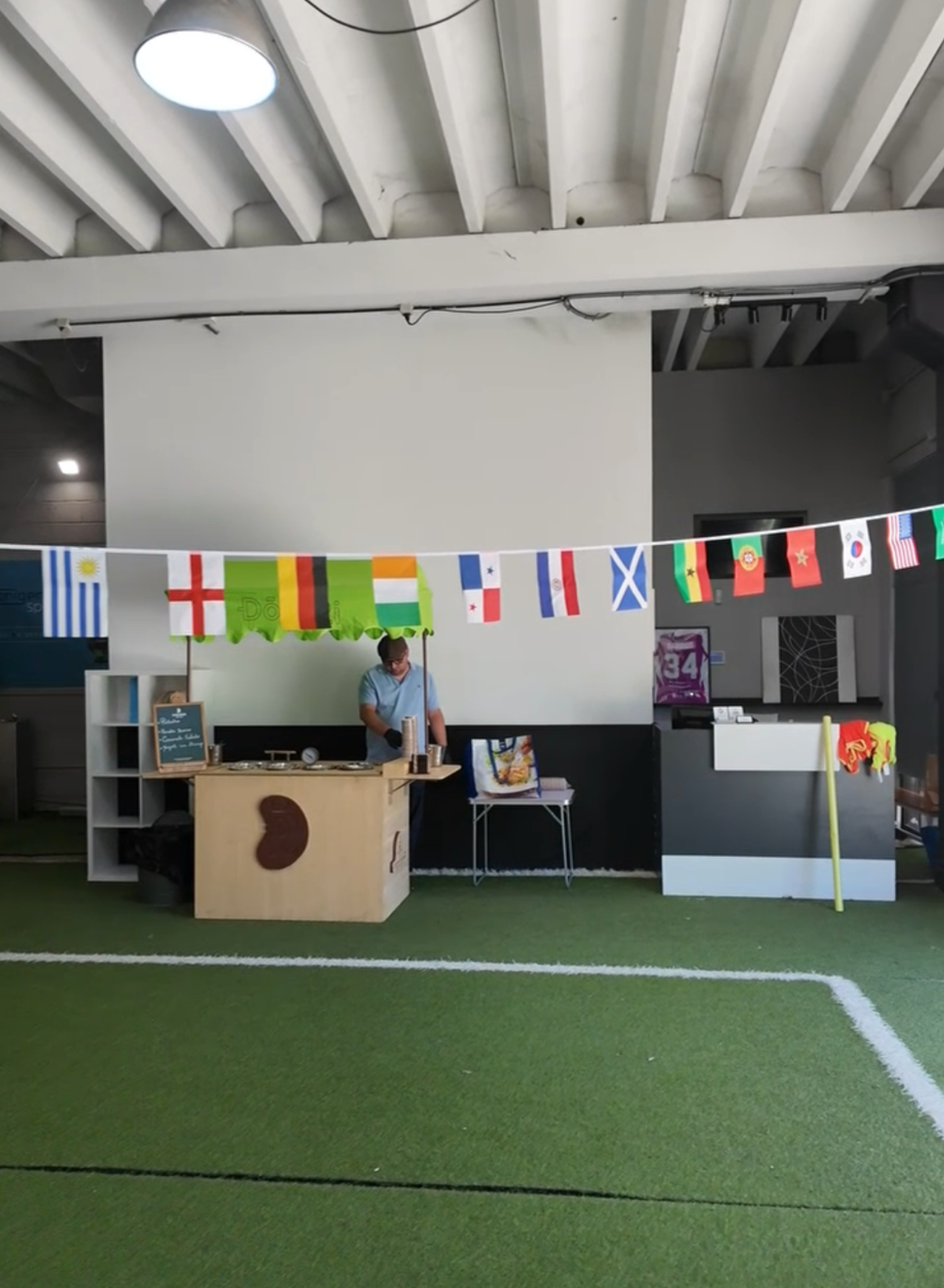 Puesto de helado en un cumpleaños de fútbol en Las Rozas