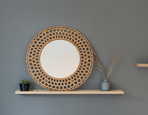 room-decor-with-round-woven-frame-with-white-center-reed-vase-hanging-wall.jpg