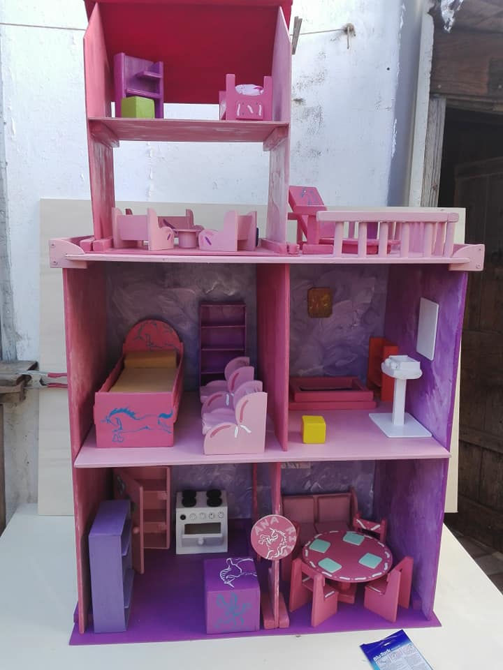 Miniatura: Casa de Bonecas gigante