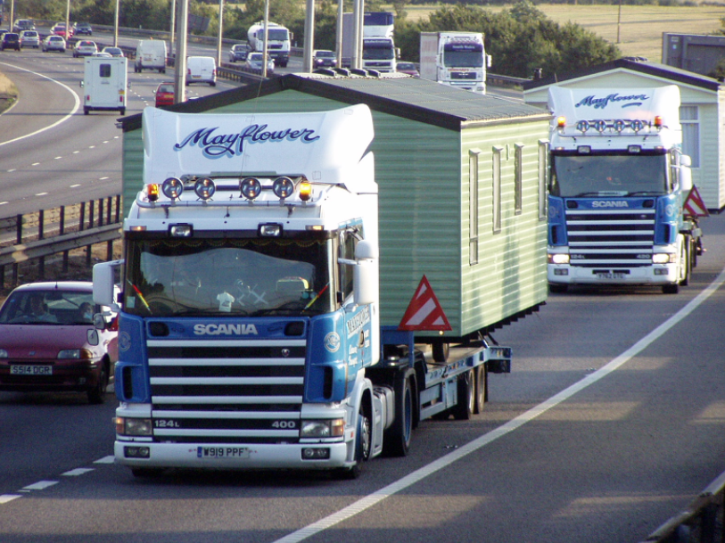 Mayflower Caravan Transport