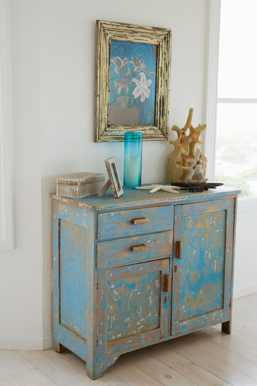 Rustic Cabinet Decor