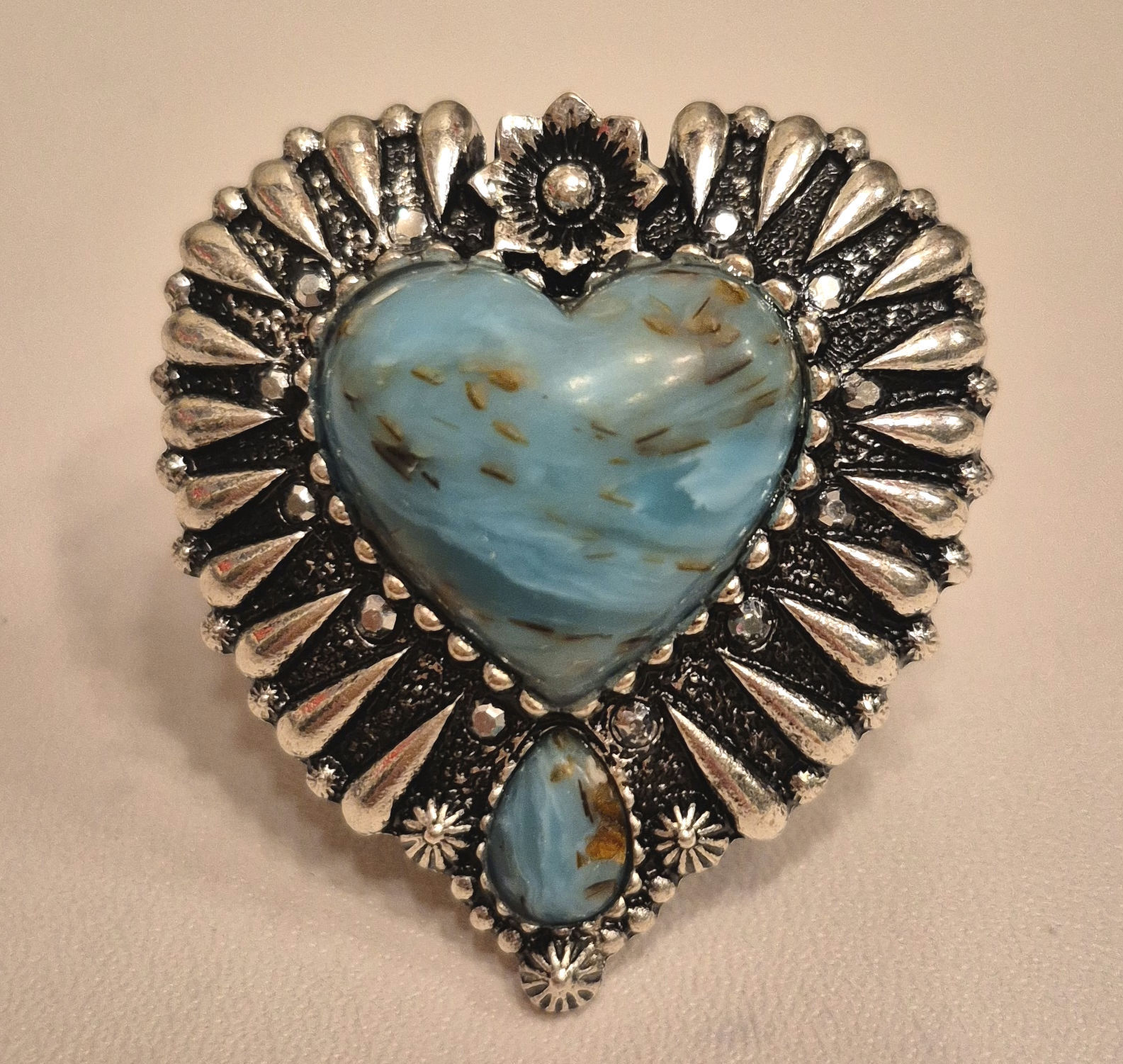 Western Style Chunky Heart Turquoise Stone Stretch Ring