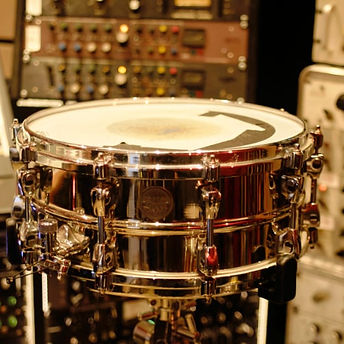 Starphonic - studio (small).jpg