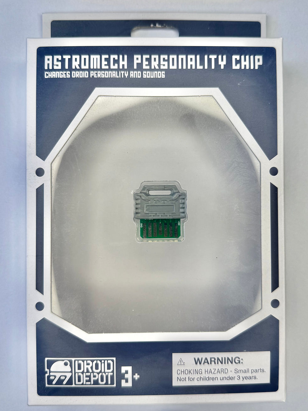 Thumbnail: Galaxy’s Edge Scoundrel (Silver) Droid Personality Chip