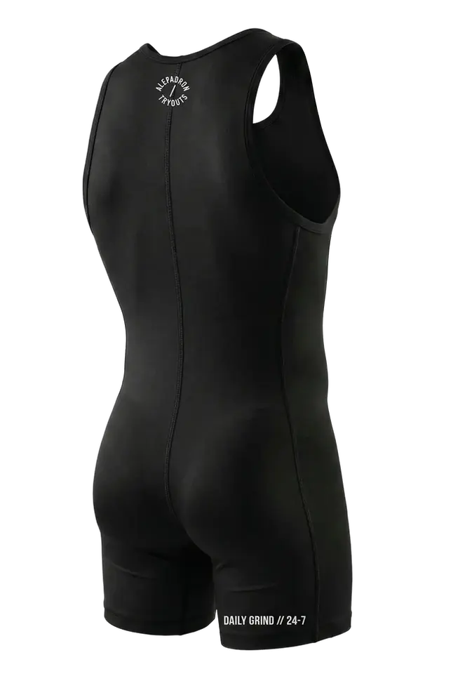 singlet deportivo hombre negro espalda