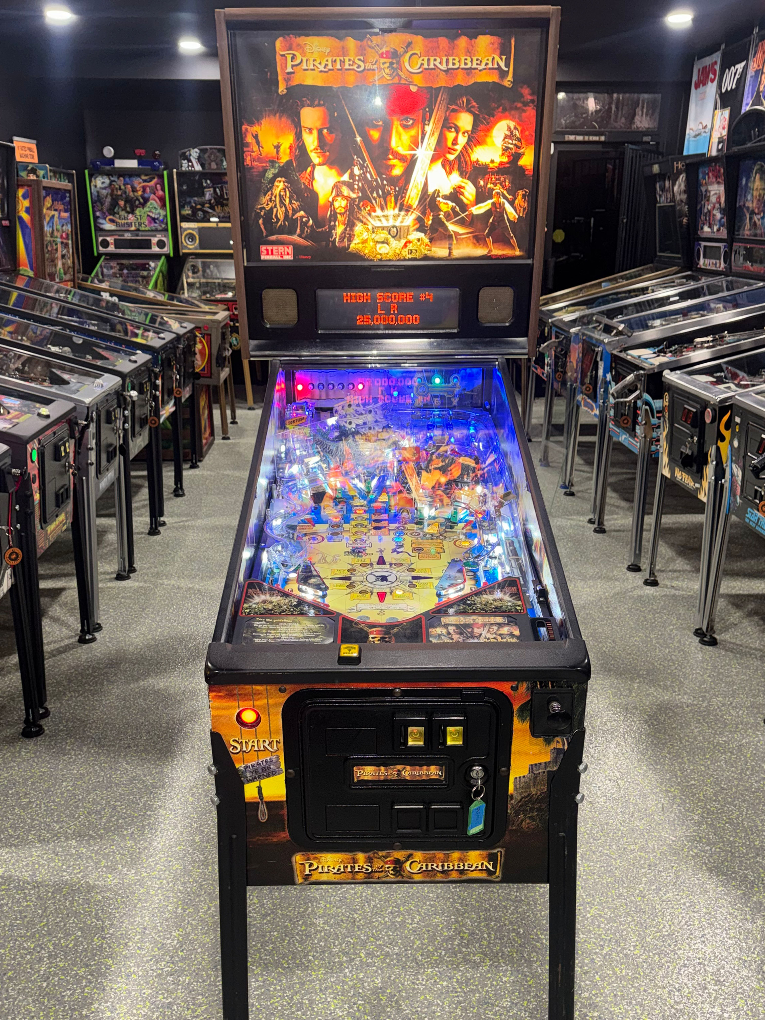 Pirates of the Caribbean pinball machine by Stern 2006