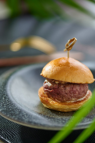 American Black Angus Mini Burger with Bacon _ Lemon Sauce.jpg