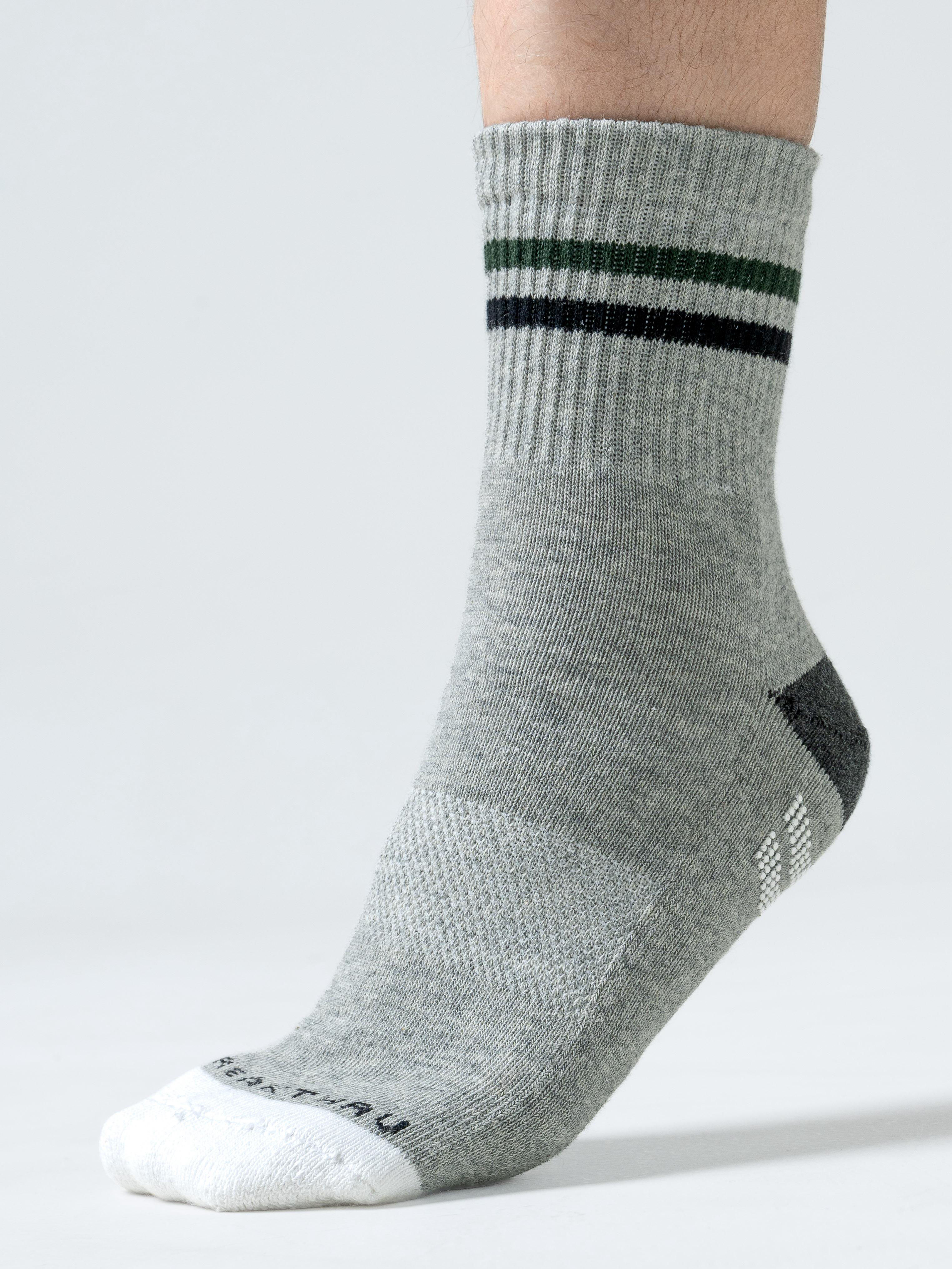 Breakthru Core Crew Socks - Grey