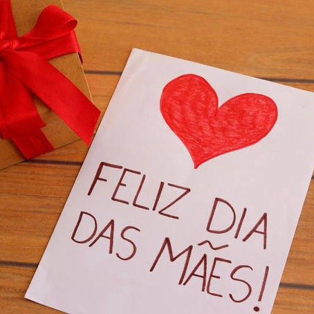 Presentes que abraçam: Ideias afetivas e baratas para o Dia das Mães