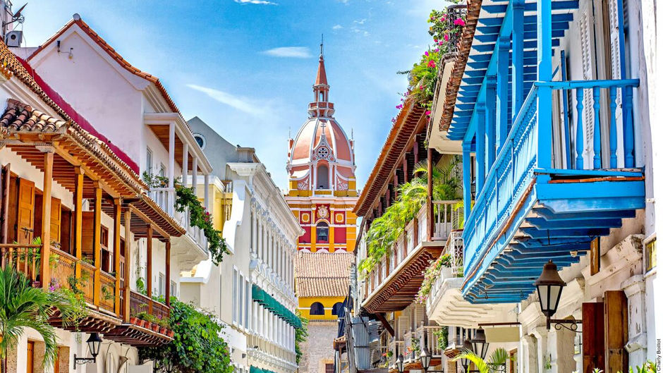 Cartagena: La Ciudad de los Encantos en la Vida de GABO