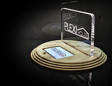 plexiglass con incisione luminosa
