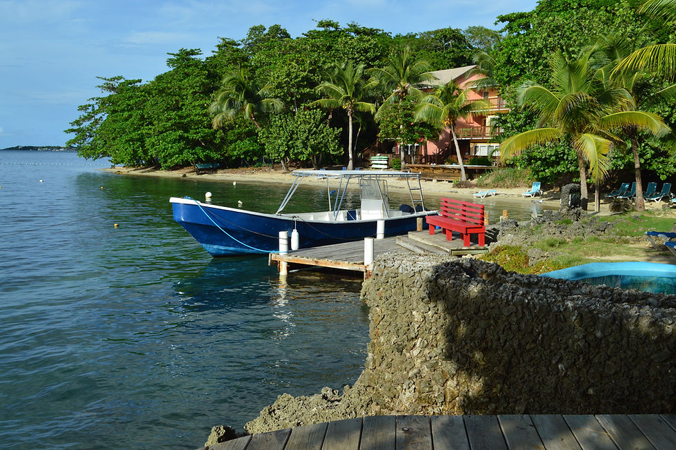 Las Rocas Dive Center, Roatan, Honduras