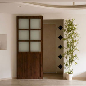 Ryokan inspired home with curvilinear wall