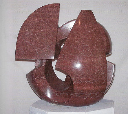 "Evoluzione - Forme concave e convesse" - 1983, porfido, cm 60x70x40
