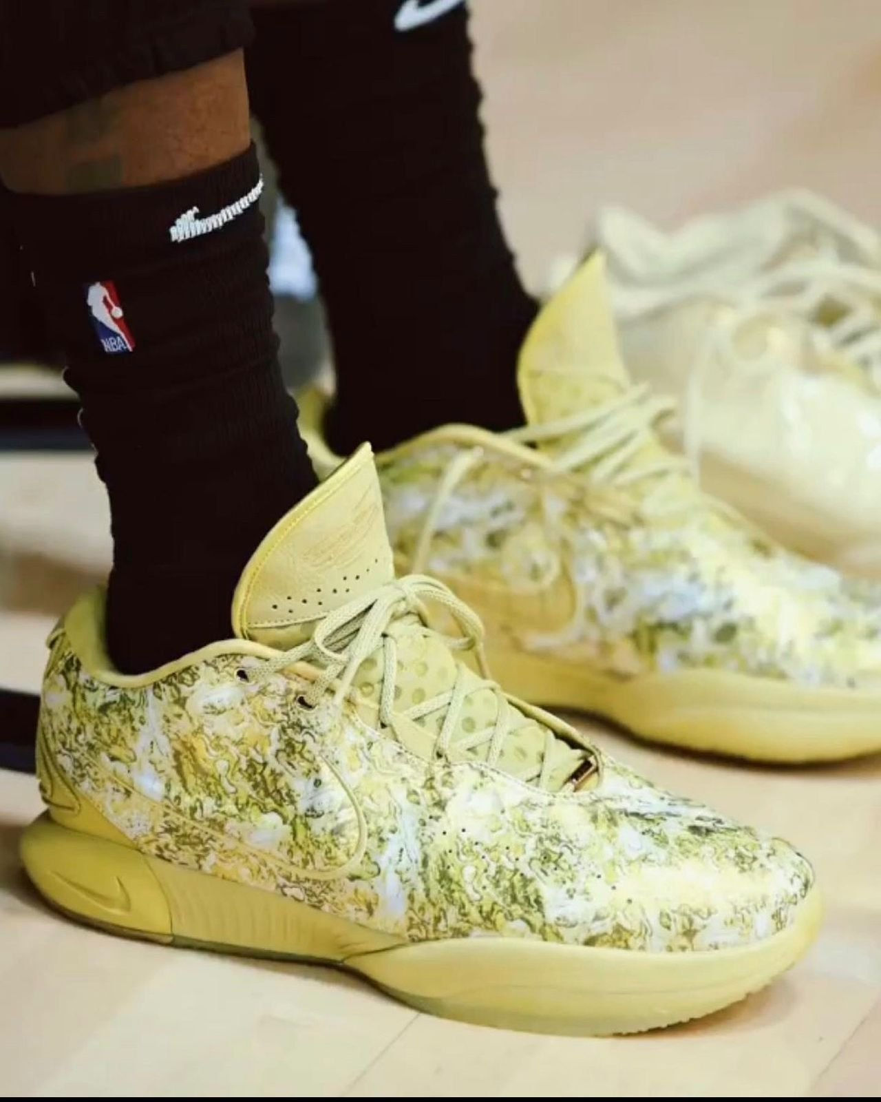 Lebron 21 Comfortable Slip Low-Cut Basketball Shoes with box