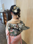 ピンクの振り袖の新成人