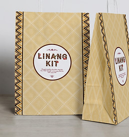 mockup paperbag.jpg