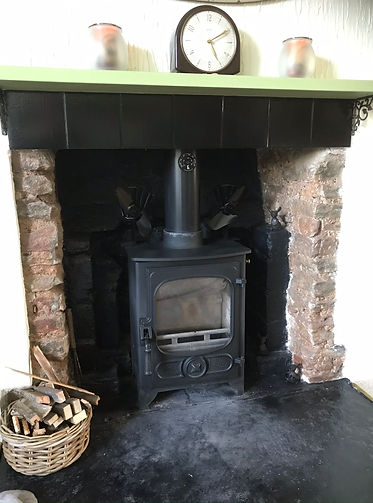 charnwood country 4 in traditional alcove.JPEG