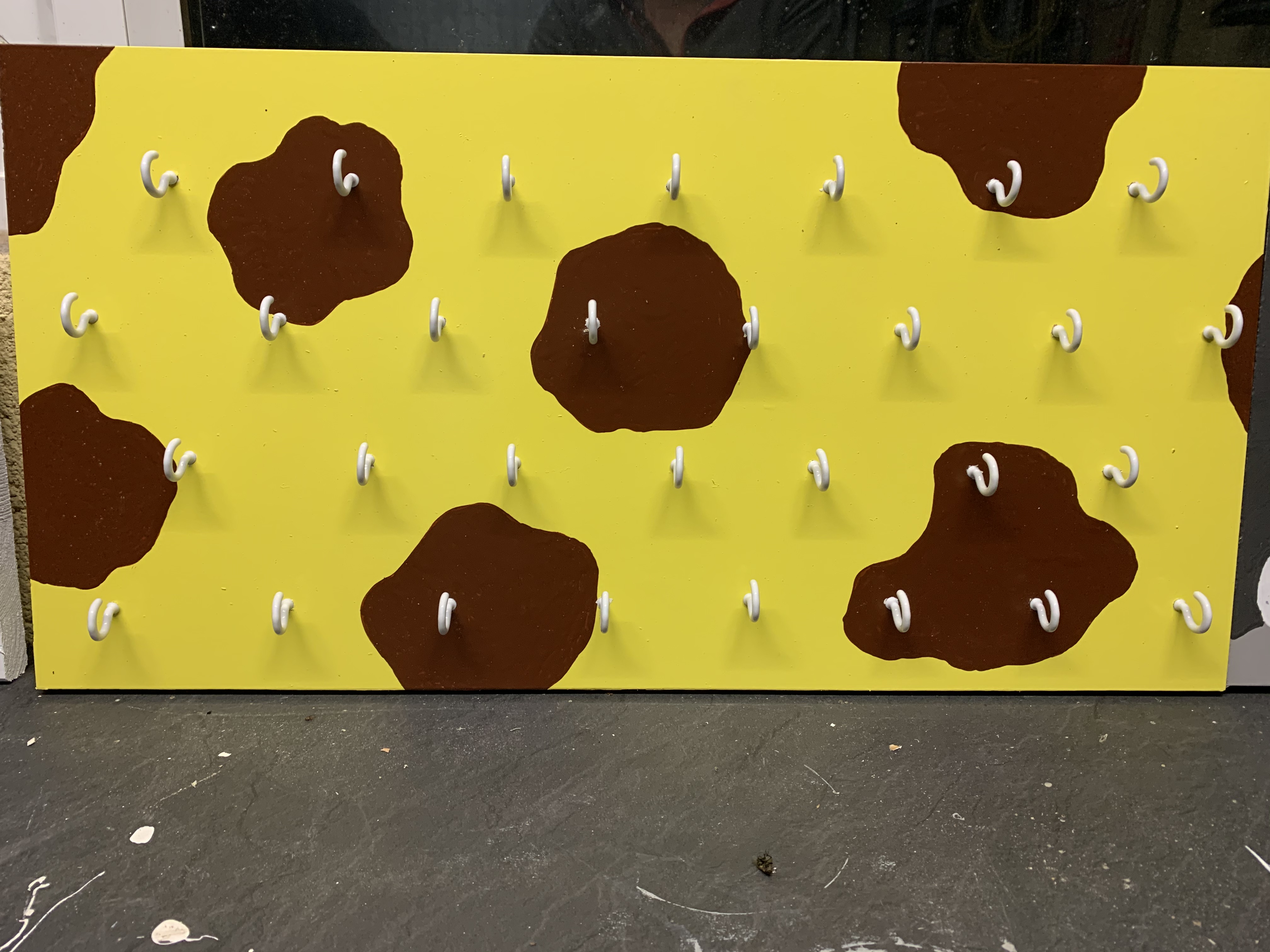 Peg board - giraffe