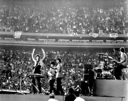 beatleslive.webp