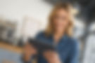 Agence Wix Freelance Wix image_femme_tablette.jpg