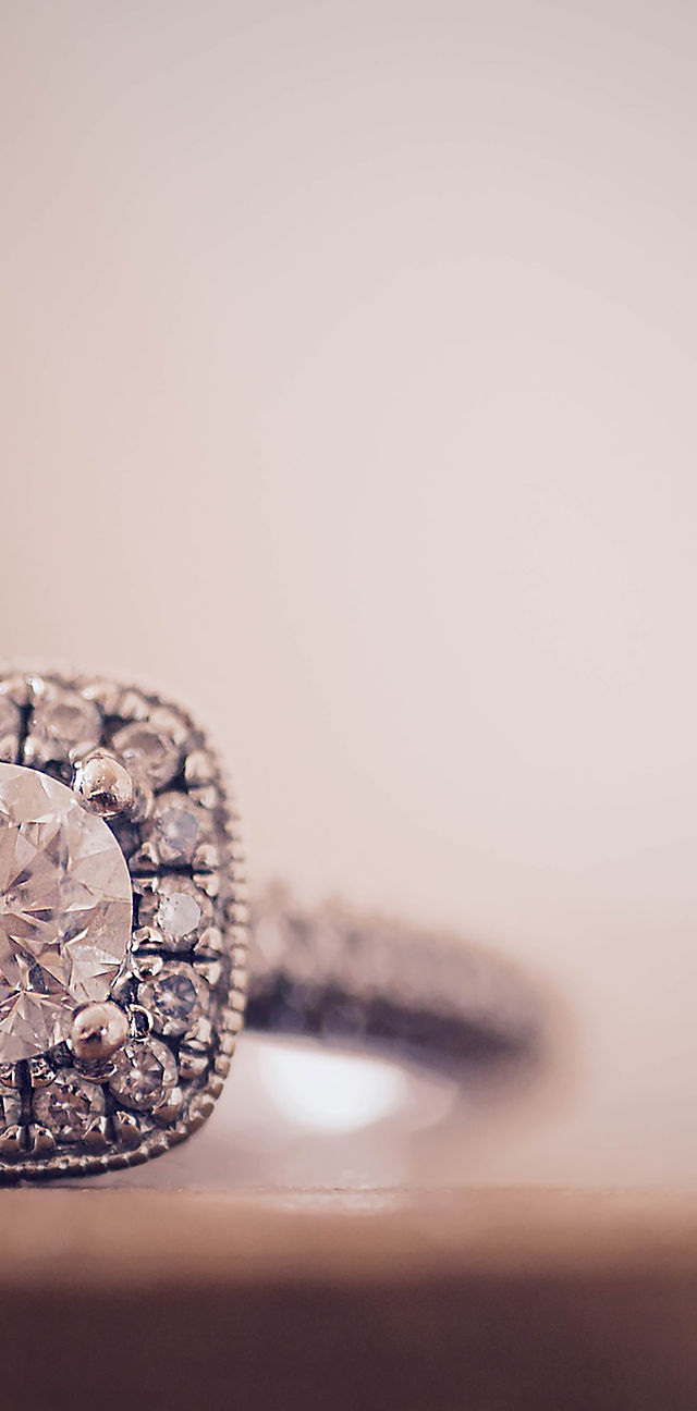 Ronnie's jewelers store