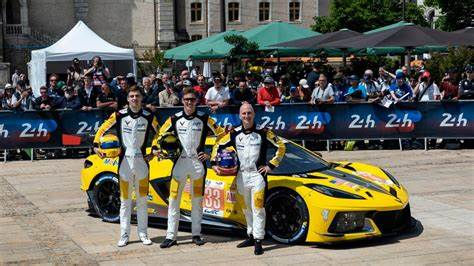 Nicolas Varrone gano las 24 horas de Le Mans con el equipo Corvette Racing en la categoría GT