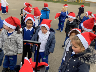 Kindi’s Santa dash