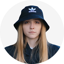 Яна Халупяк.png