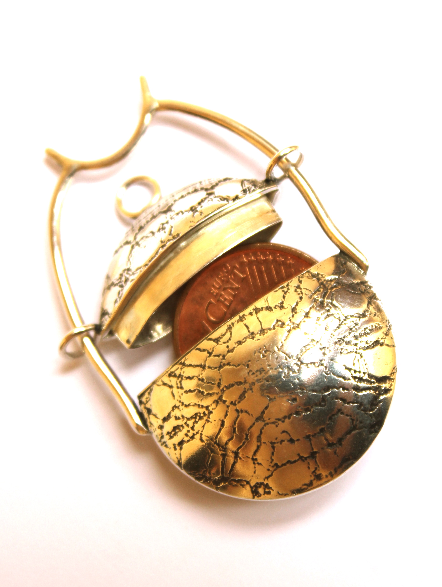 Pod Locket