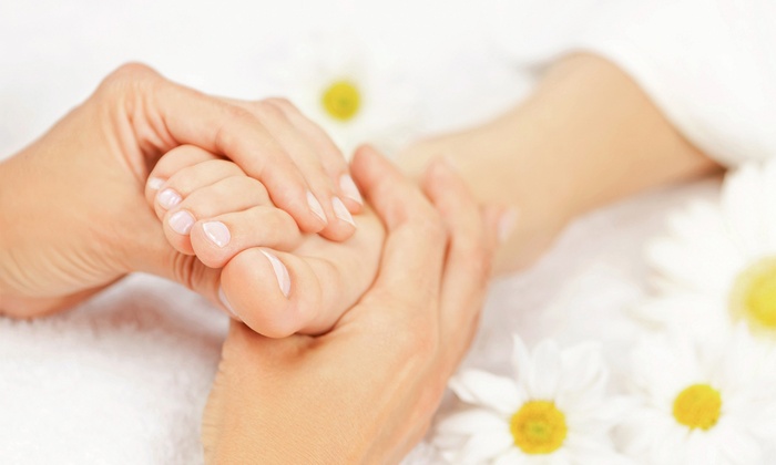 Foot reflexology at Rodeo Spa