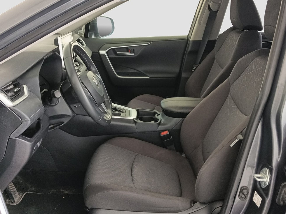 Thumbnail: TOYOTA RAV4 220H Advance