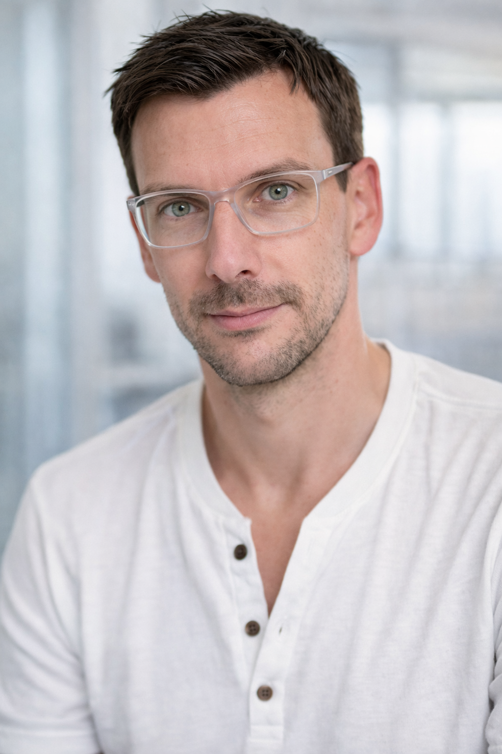 Dr. med. univ. Lukas Struger