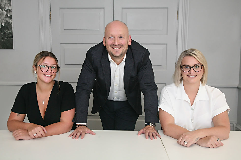 Commercial Team photo shoot for Slater Scotney by Naomi Lloyd Photography in Portsmouth