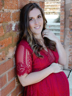 Motherhood in Focus: Expressive Maternity Portraits to Treasure Forever.jpg