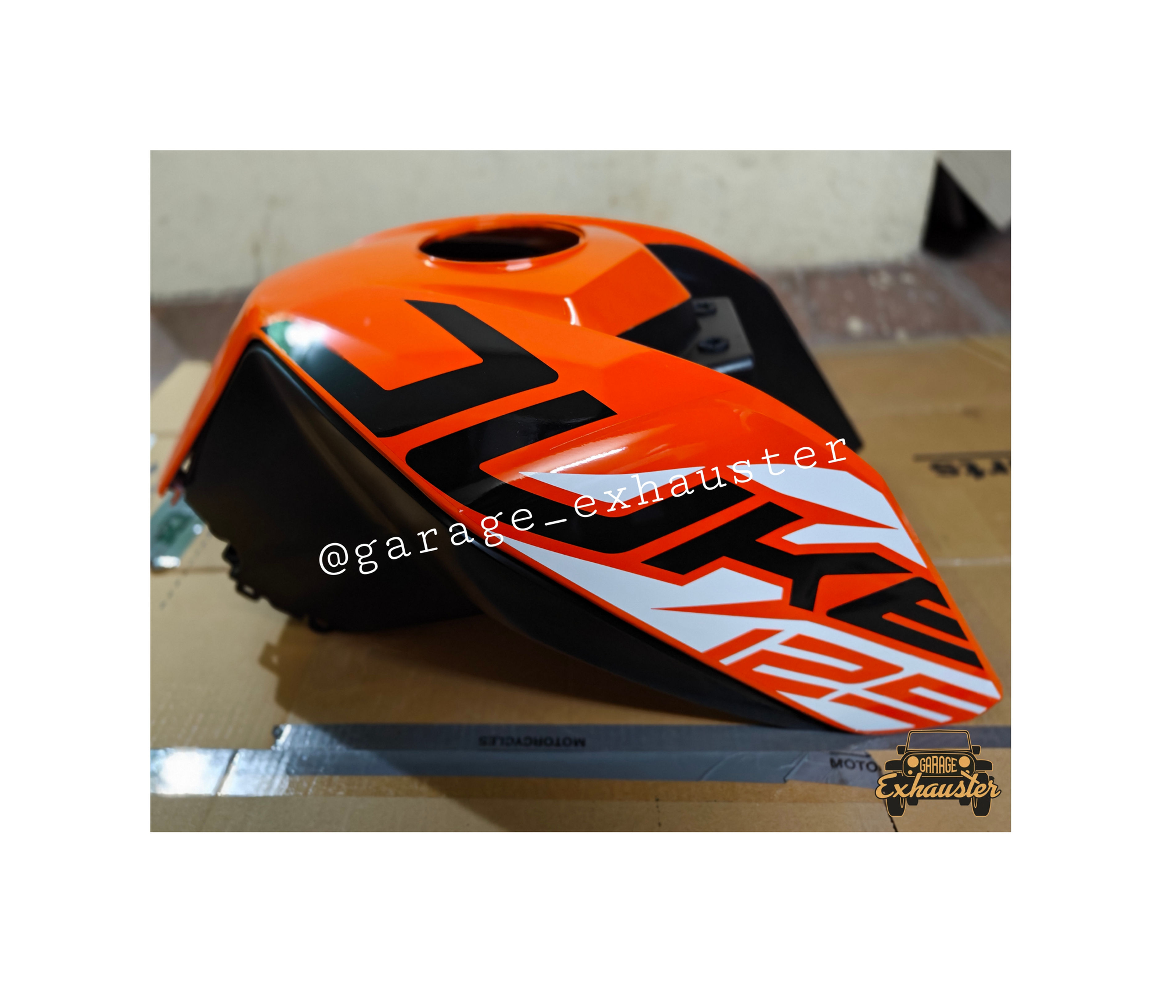 Ktm duke 125 bs4 tank fairings with side shield complete set 