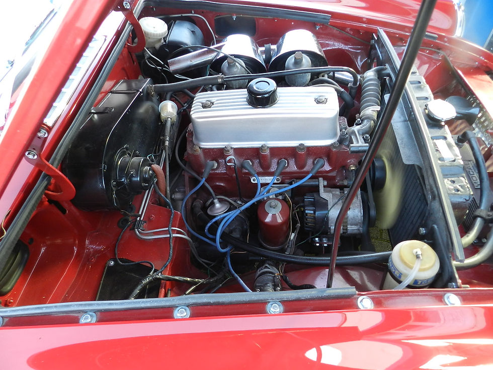 Miniaturbild: MG B GT 1969 mit Speichenfelgen