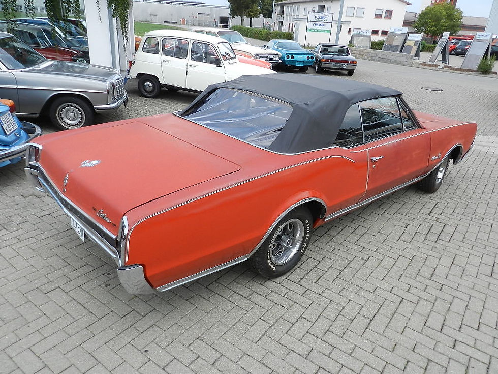 Miniaturbild: Oldsmobile Cutlass Convertible 330 CUI V8 1967