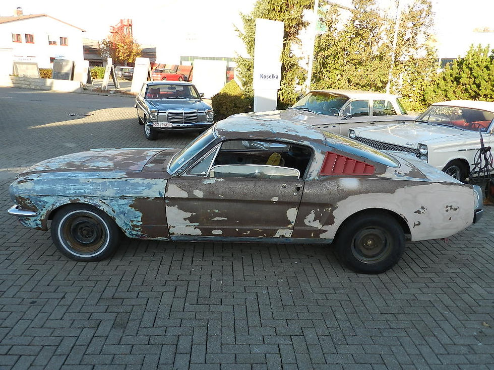 Miniaturbild: Ford Mustang Fastback 2+2 - V8 - Scheibenbremse - 1965