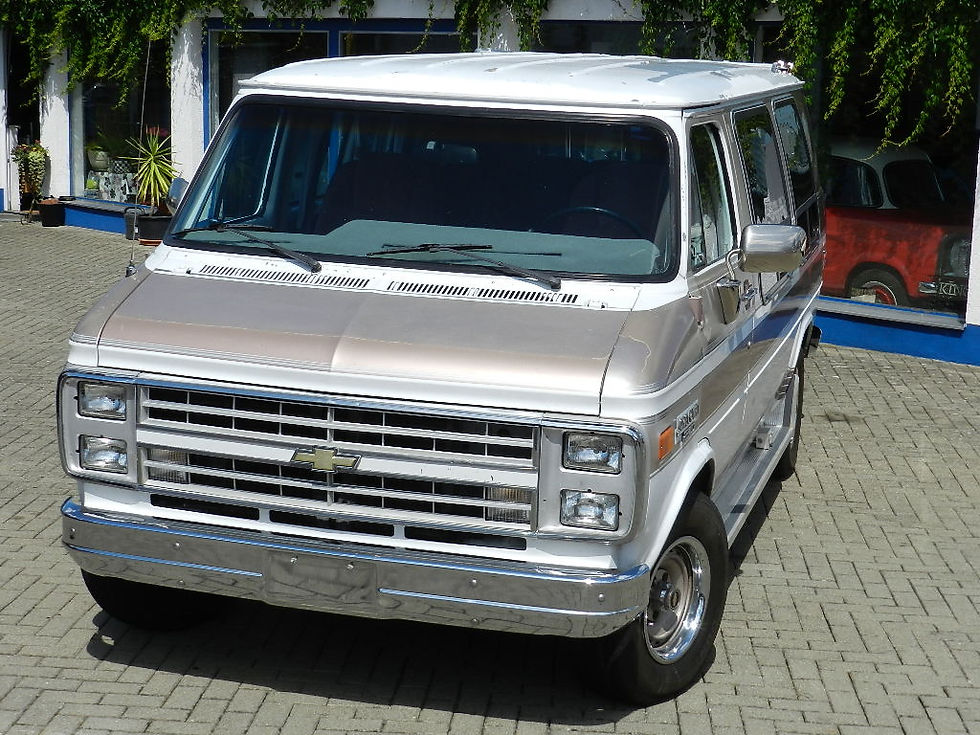 Miniaturbild: Chevrolet G20 Conversion V8 Van 5.7l. 1988
