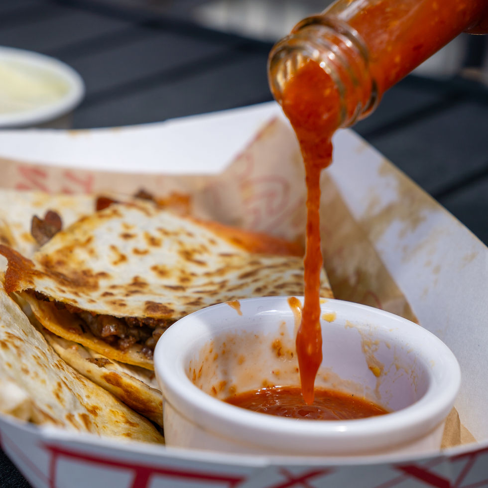 Thumbnail: pouring 412 sauce