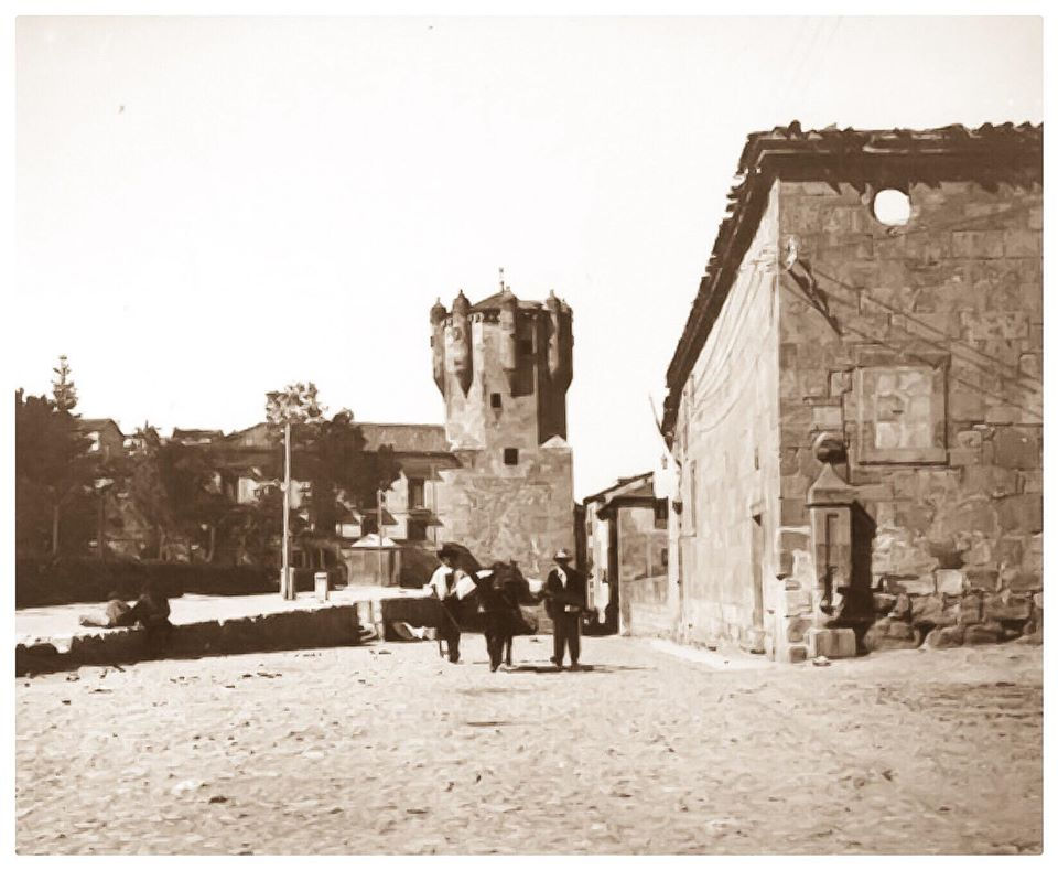 Colón