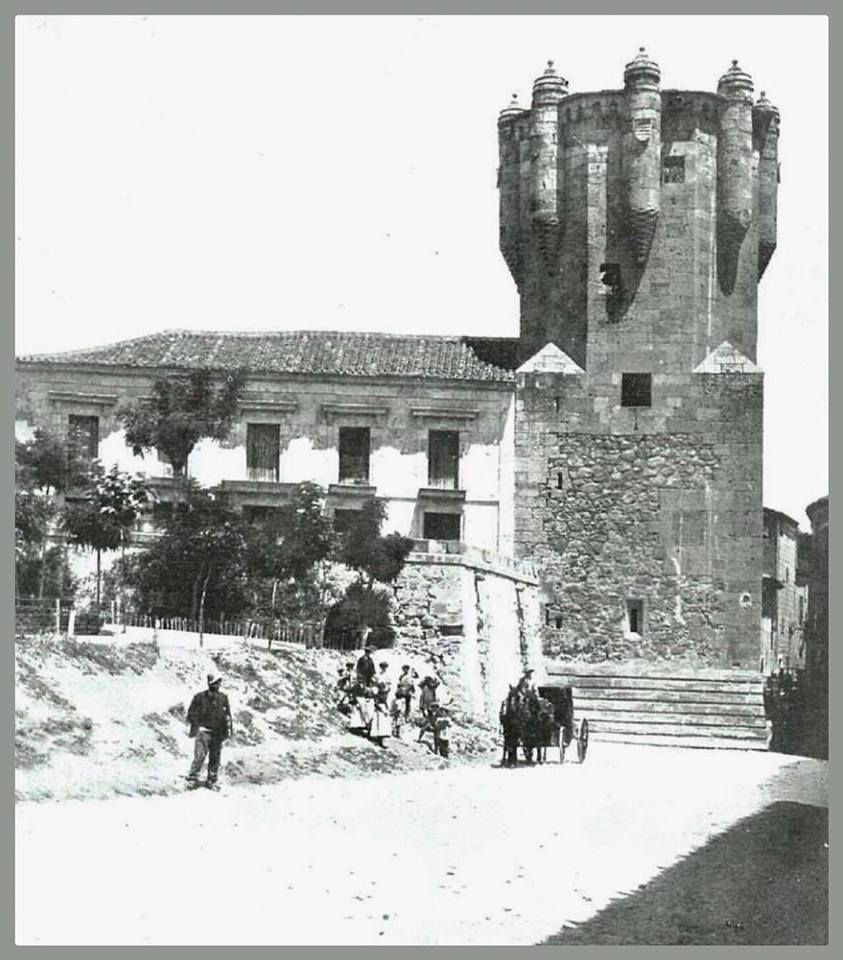 Colón