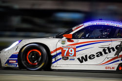 Sideview of Porsche_