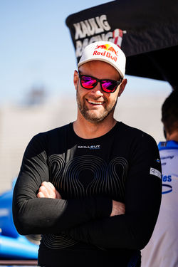 SVG standing in the pit.