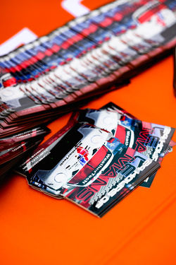 Team race cards on table.