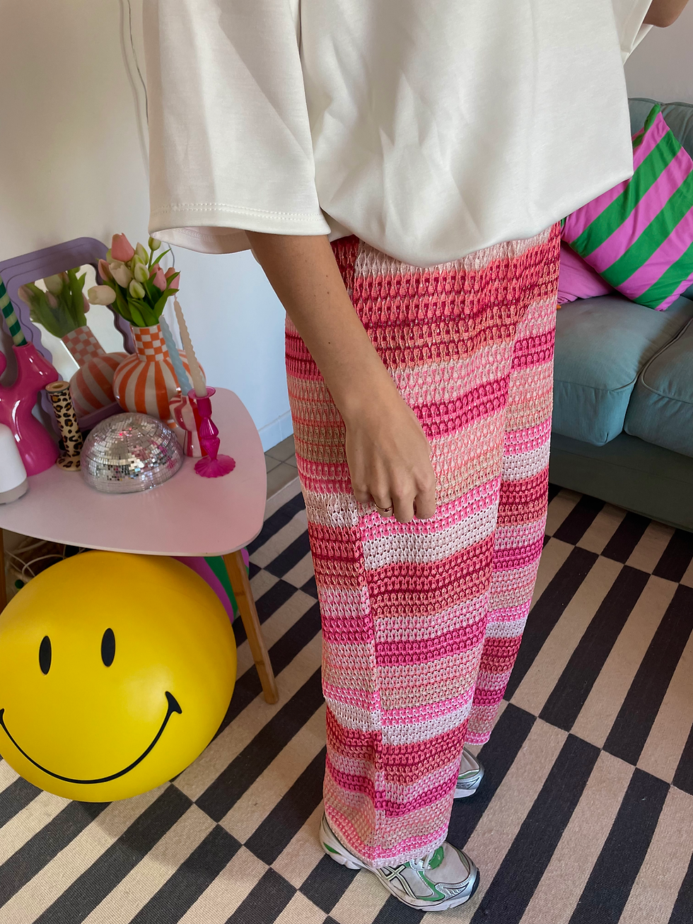 Thumbnail: Crochet pants